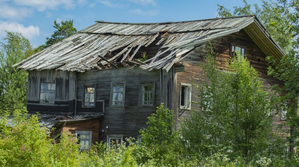 Cottage Demolition in La Crosse